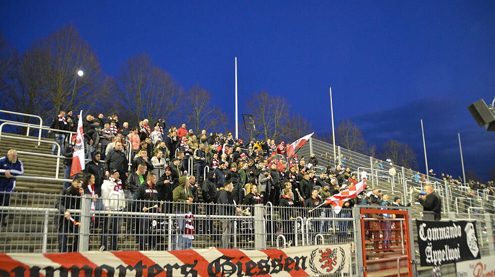 FC Gießen im Pokalfight in Baunatal