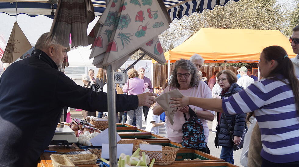 Linden feiert 30. Marienmarkt
