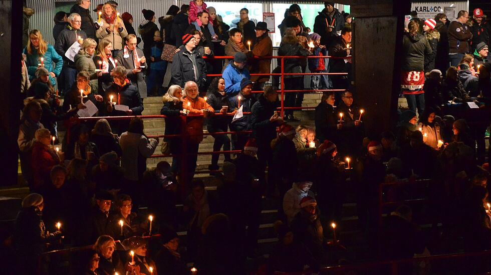 Weihnachtssingen beim EC Bad Nauheim