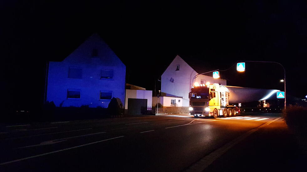 So lief der Schwertransport der Teile für den Windpark Grünberg