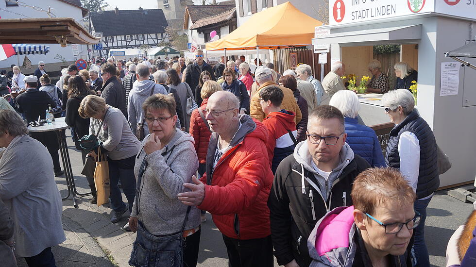 Linden feiert 30. Marienmarkt