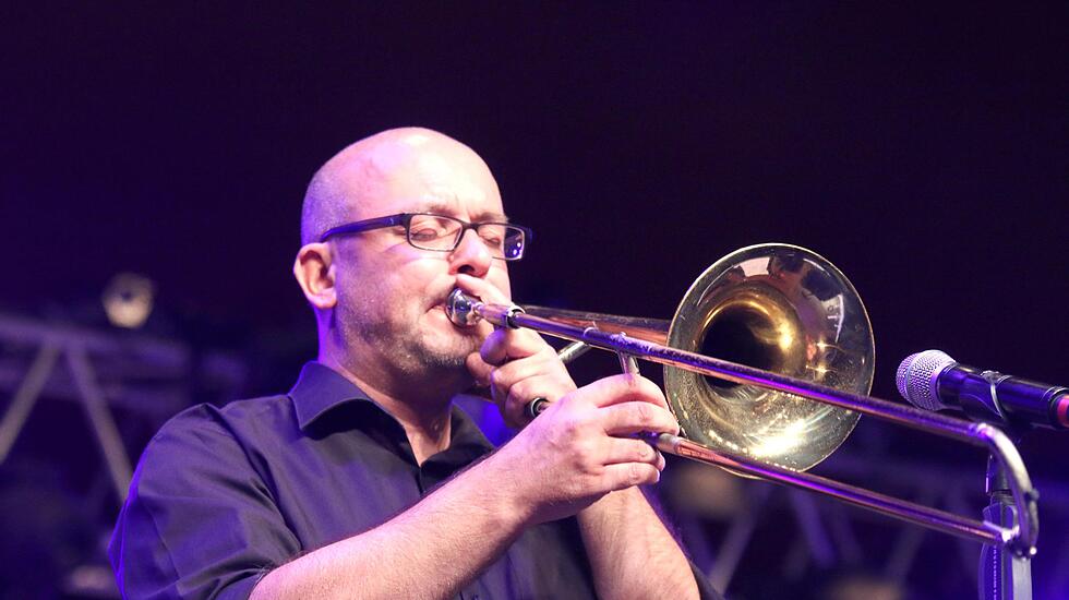 25 Jahre Marvin Dorfler Big Band im Zirkuszelt auf der Seewiese Friedberg