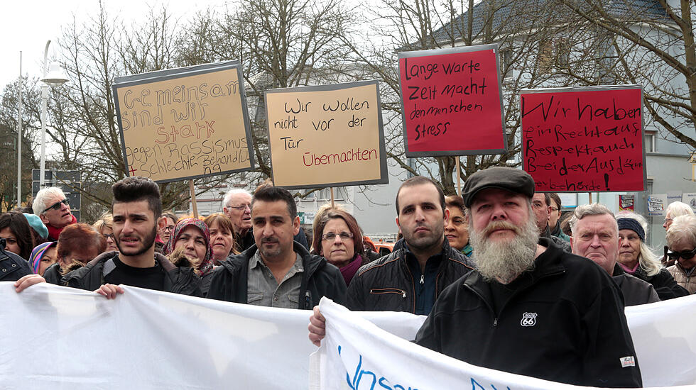 Demonstration gegen die Ausländerbehörde in Friedberg