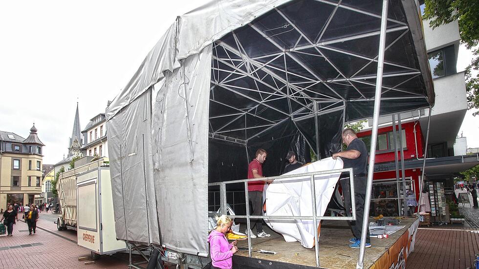 Aufbau zum Stadtfest in Gießen