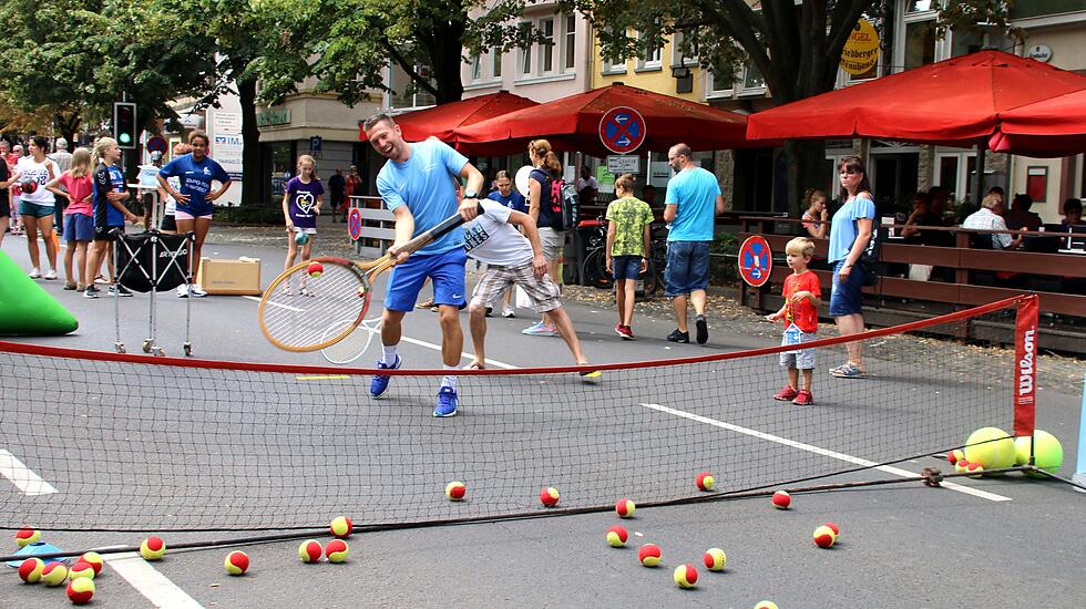 Friedberg spielt auf der Kaiserstraße