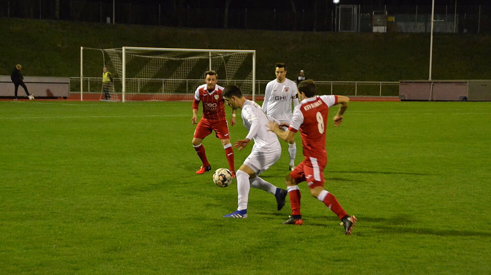 FC Gießen im Pokalfight in Baunatal