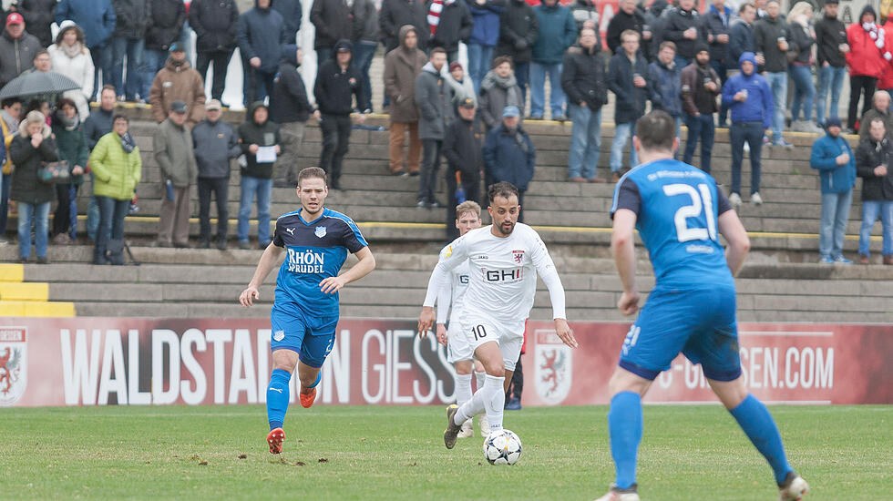 FC Gießen schlägt Flieden deutlich