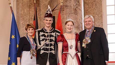 Prinzenpaare des Landkreis Gießen beim Hessischen Ministerpräsidenten