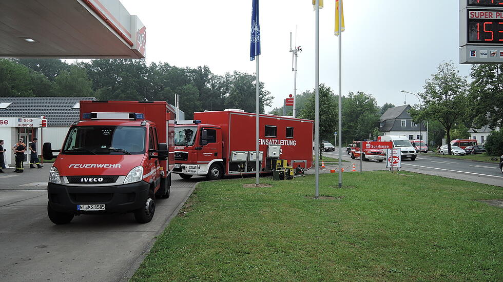 Nach dem Unwetter: Aufräumarbeiten in Gießen