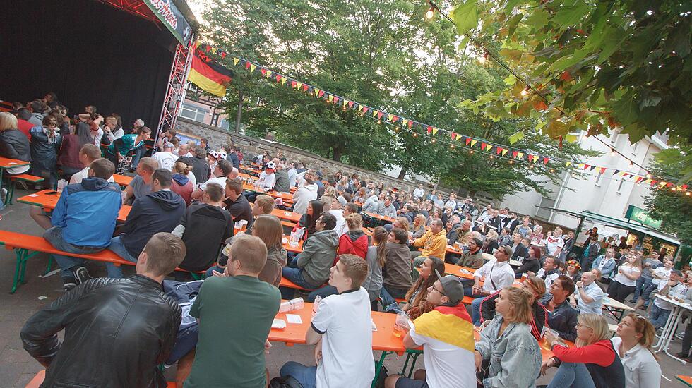 Public Viewing beim Deutschland-Spiel