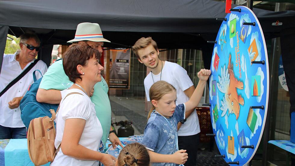 Friedberg spielt auf der Kaiserstraße