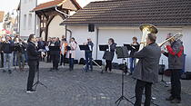 Linden feiert 30. Marienmarkt