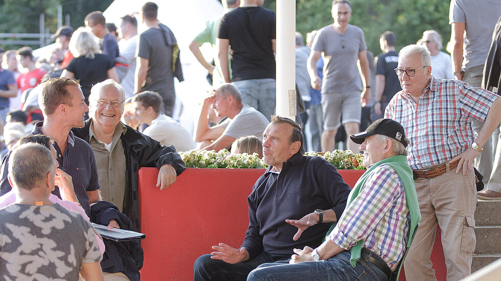 Eindrücke aus der bisherigen Saison im Waldstadion