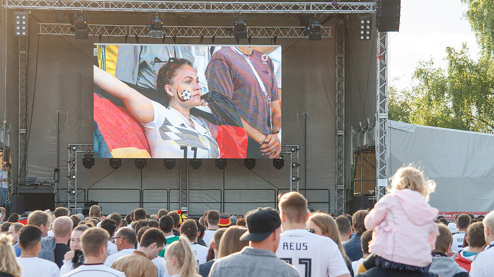 Public Viewing beim Deutschland-Spiel