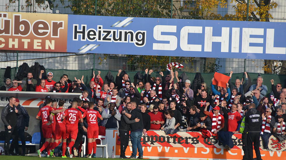 Große Gießener Fan-Gemeinde in Alzenau