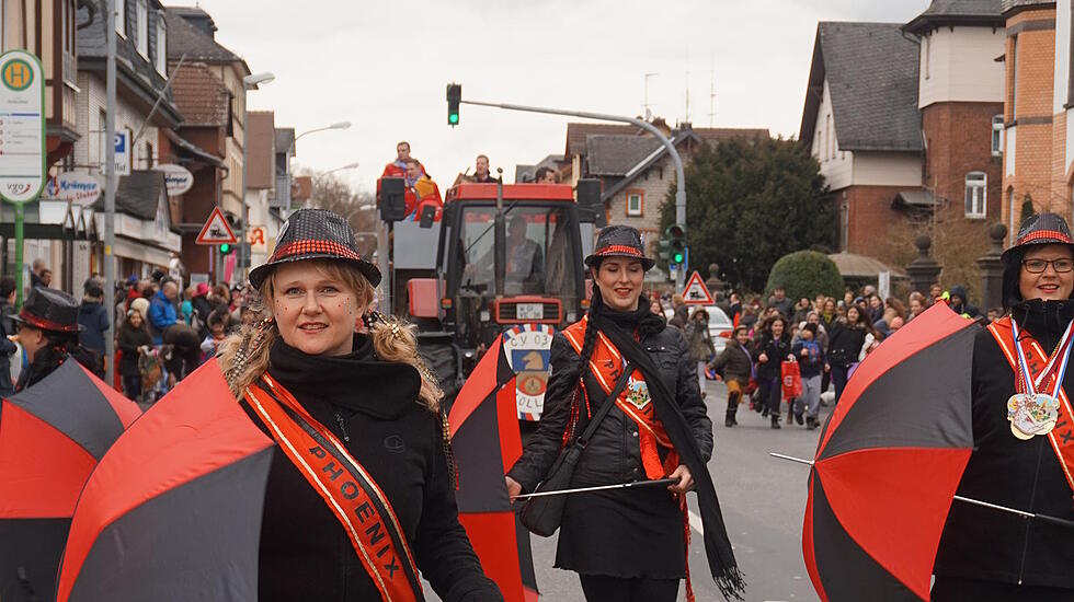 Lollarer Umzug und Staufenberger Rathaussturm